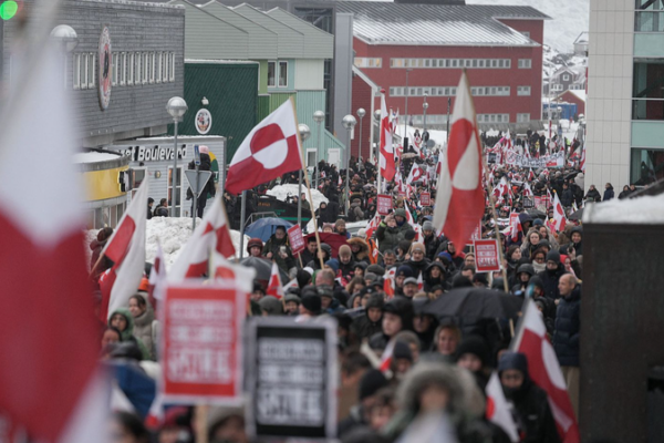 Des milliers de manifestants en Groenland et au Danemark contre les menaces de prise de contrôle américaine
