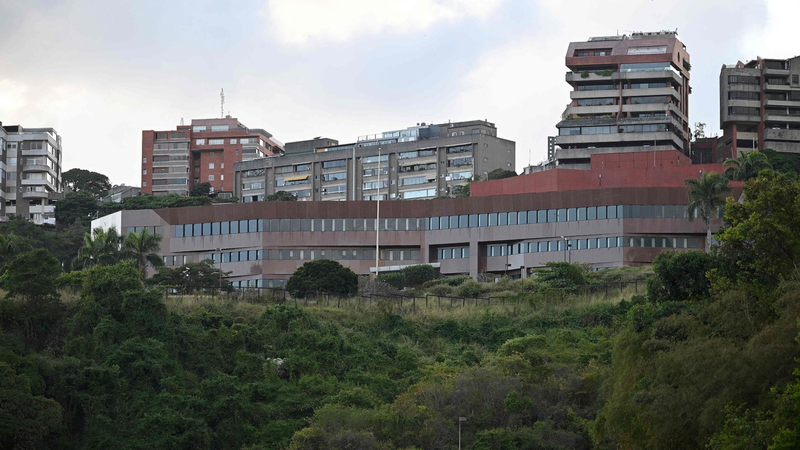 Les États-Unis saisissent un cinquième pétrolier vénézuélien alors que des pourparlers exploratoires débutent