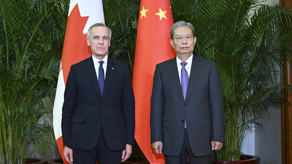Le principal législateur chinois Zhao Leji rencontre le Premier ministre canadien Mark Carney