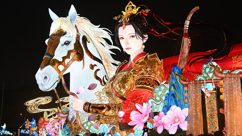 Zigong brille : 32e Festival international des lanternes de dinosaures dévoilé