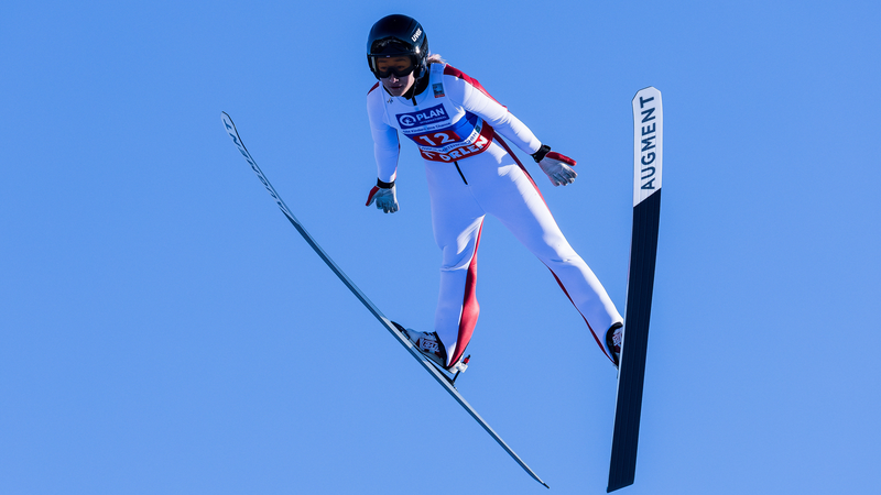 Zeng Ping entre dans l'histoire avec une sixième place à la Coupe du monde FIS de saut à ski