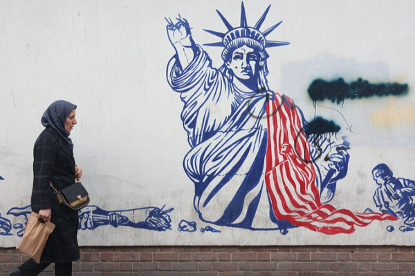 Trump suspend une frappe potentielle contre l'Iran : Quelles sont les prochaines étapes ?